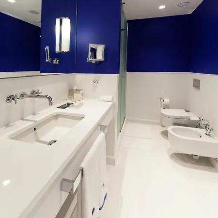 Gebze Sleeps 24 With Pool And Air Con Vila *
